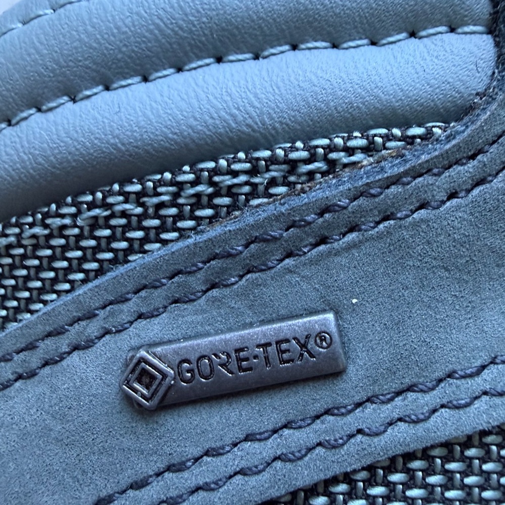 SALOMON Women's QUEST 4D GTX Blue/grey with orange accents. Size 7 - Picture 6 of 10